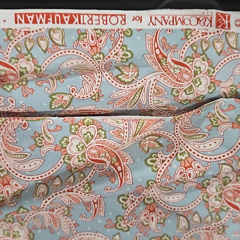 2 yards material - Picture 2 of 3